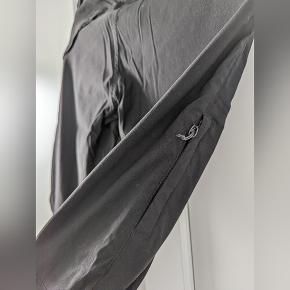 MEC Terrena Stretch Pants Hiking Black Size 4 Inseam 29.5" - Picture 9 of 14